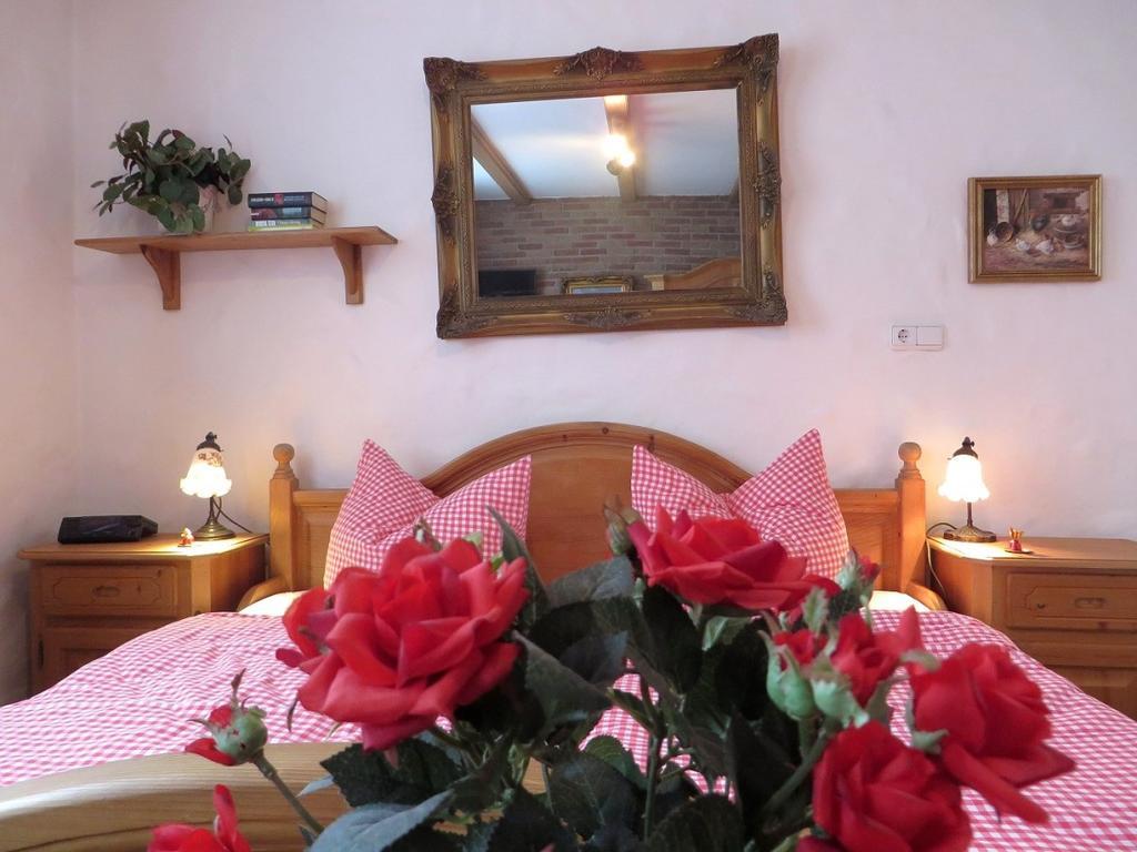 Hotel Gastgeb Есен Екстериор снимка